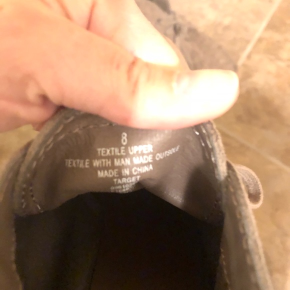 Boots - Picture 3 of 3